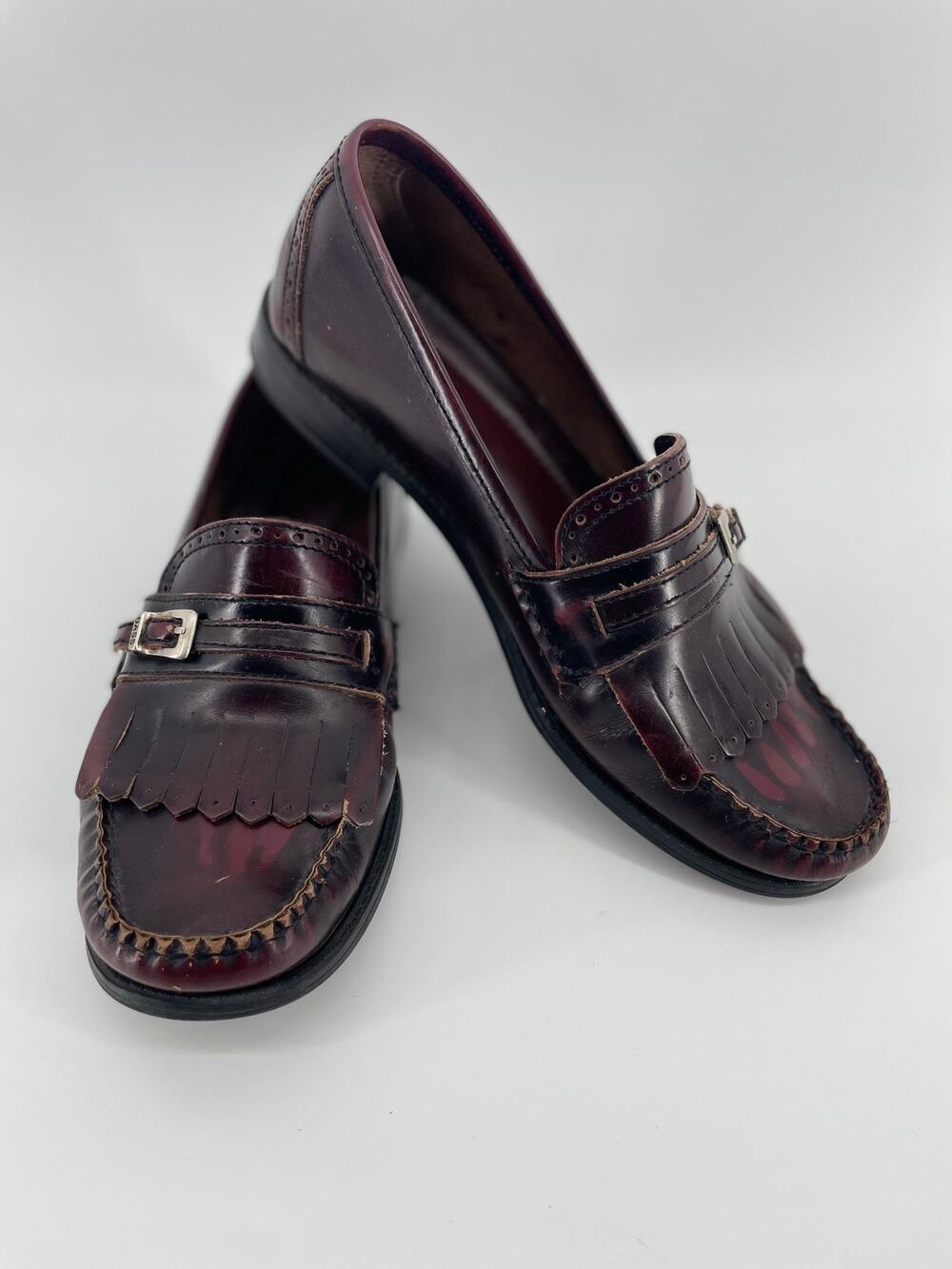 VNTG G.H. Bass Weejuns Harper Women’s 7 Oxblood Burgundy Buckle Slip-On Shoes